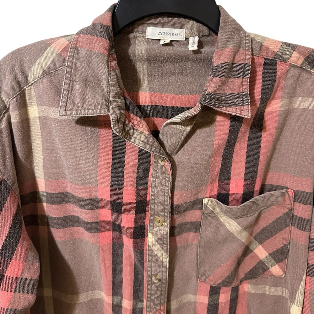 MODISH REBEL Boyfriend 100% cotton light brown & pink plaid flannel shirt sz M - Picture 3 of 4